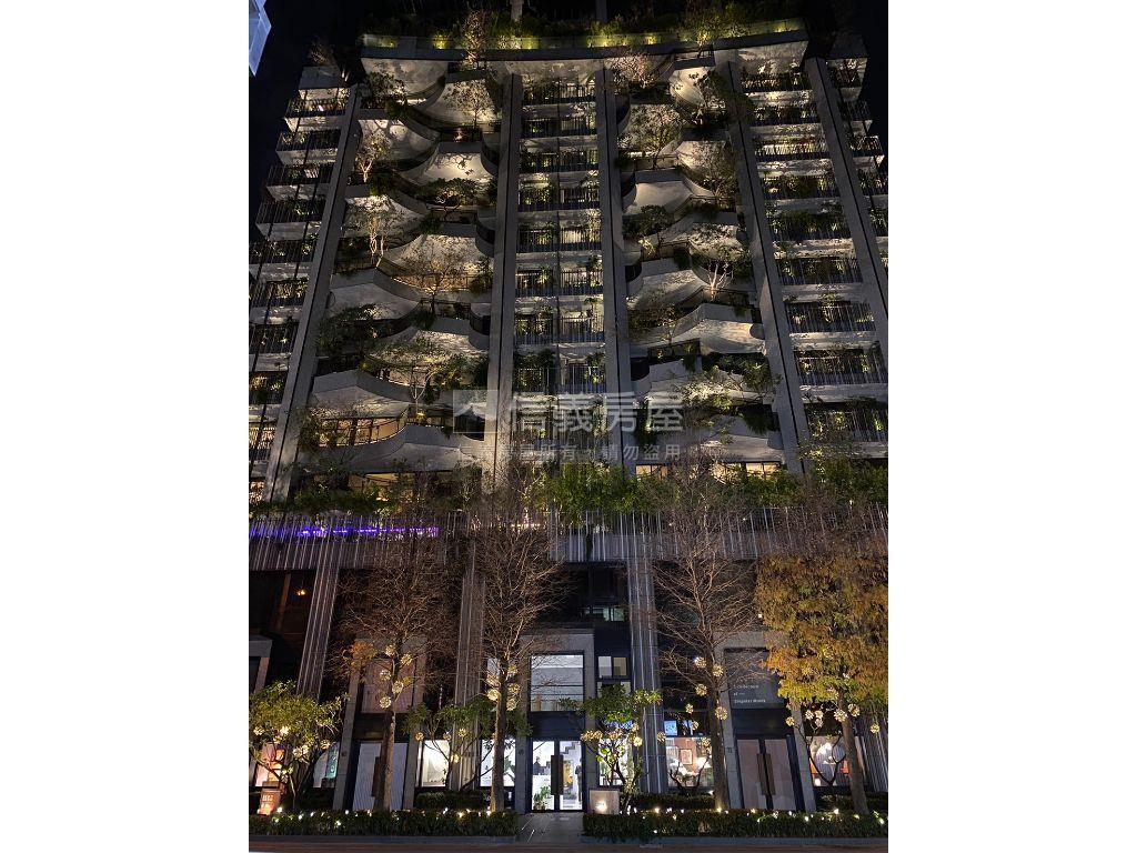 緣溪行建築夜間外觀